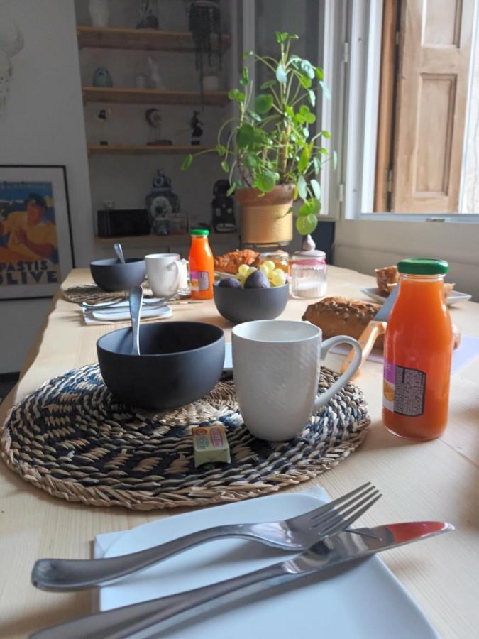 B&B Chambres "Chez Meme Germaine" Caramany Bagian luar foto