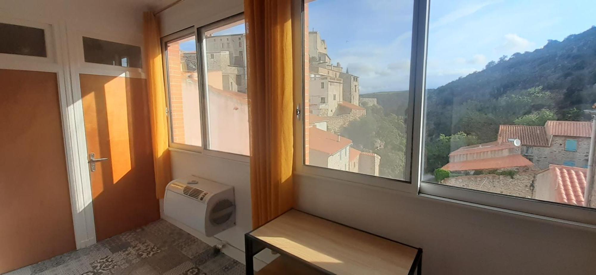 B&B Chambres "Chez Meme Germaine" Caramany Bagian luar foto
