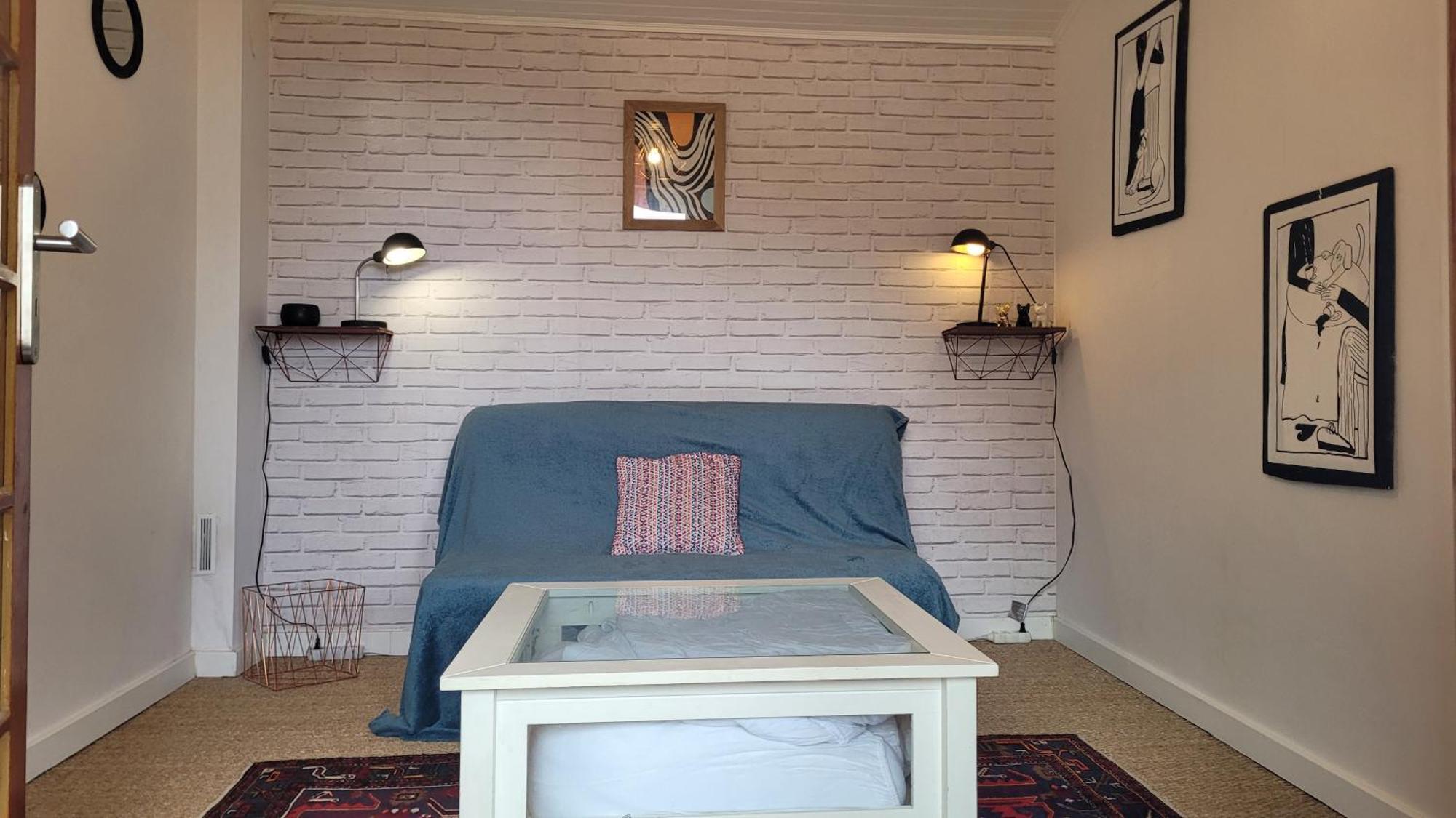 B&B Chambres "Chez Meme Germaine" Caramany Bagian luar foto